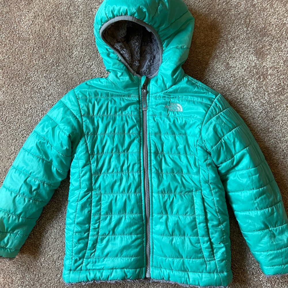 North Face reversible toddler jacket sz 5